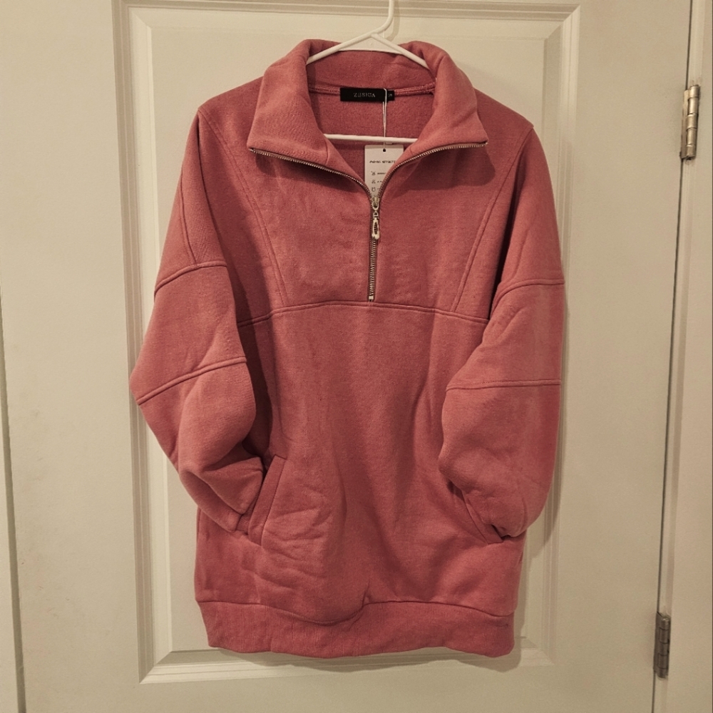 WOMEN'S 1/4 ZIP SWEATSHIRT WITH 2 FRONT POCKETS BY ZESICA.  SIZE SMALL.  NWT.
